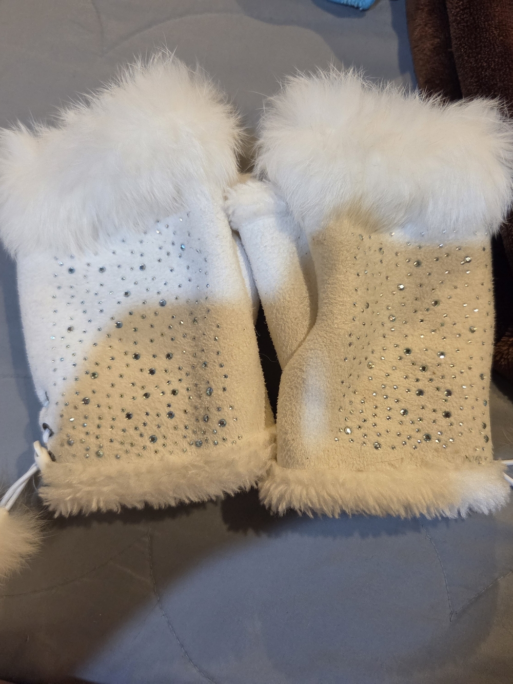 Women's Rabbit Fur Crystal Fingerless Mittens - White